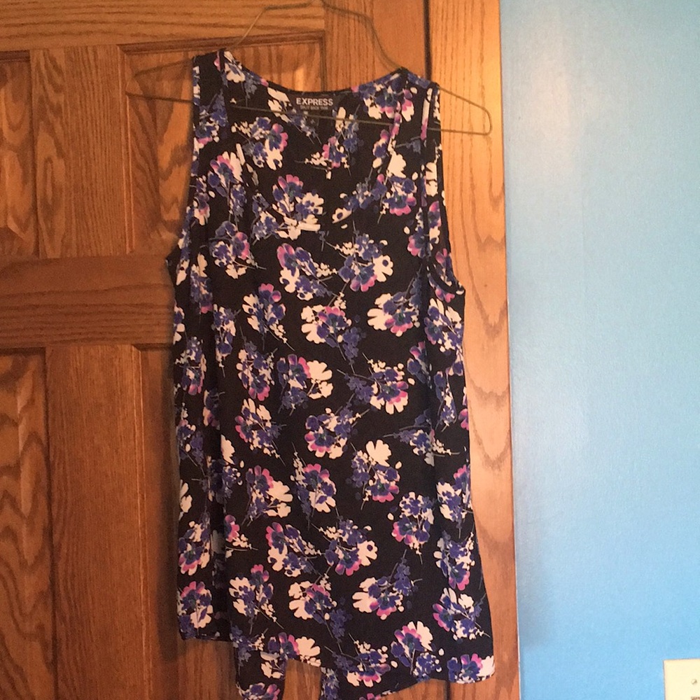 Express split back floral tank top